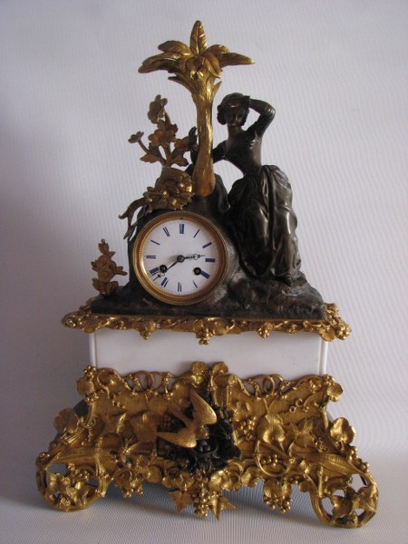 Laikrodis, bronza